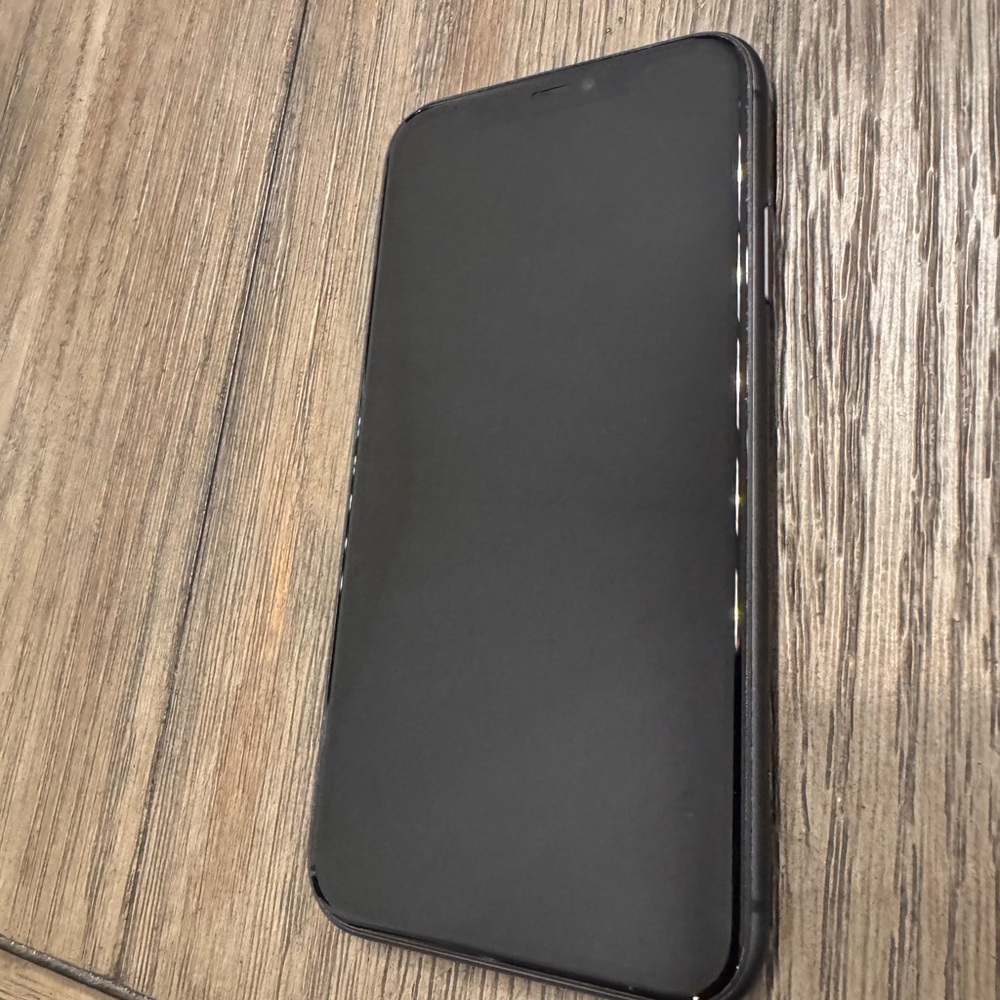 iPhone 11 - Picture 4 of 8